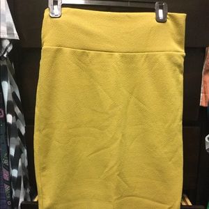 LulaRoe Cassie - Mustard Yellow